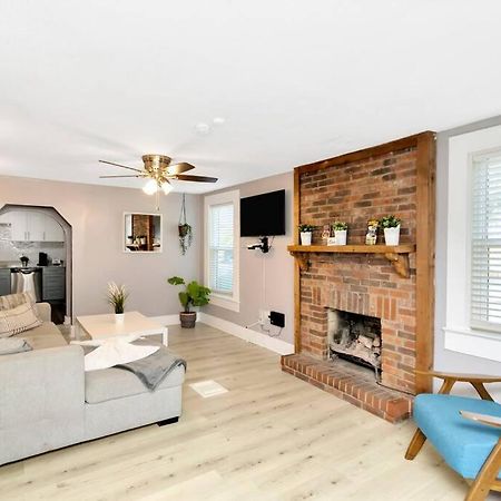 Cozy Bungalow With Patio & Grill, Private And Location Tampa Exterior foto