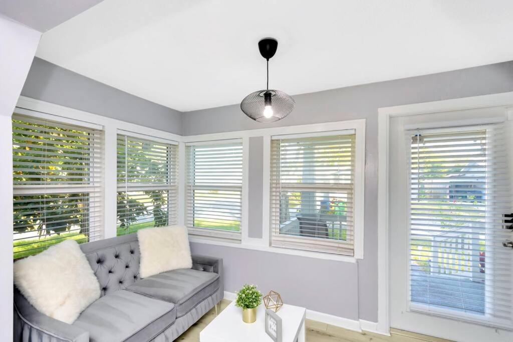 Cozy Bungalow With Patio & Grill, Private And Location Tampa Exterior foto