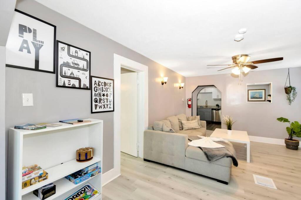 Cozy Bungalow With Patio & Grill, Private And Location Tampa Exterior foto